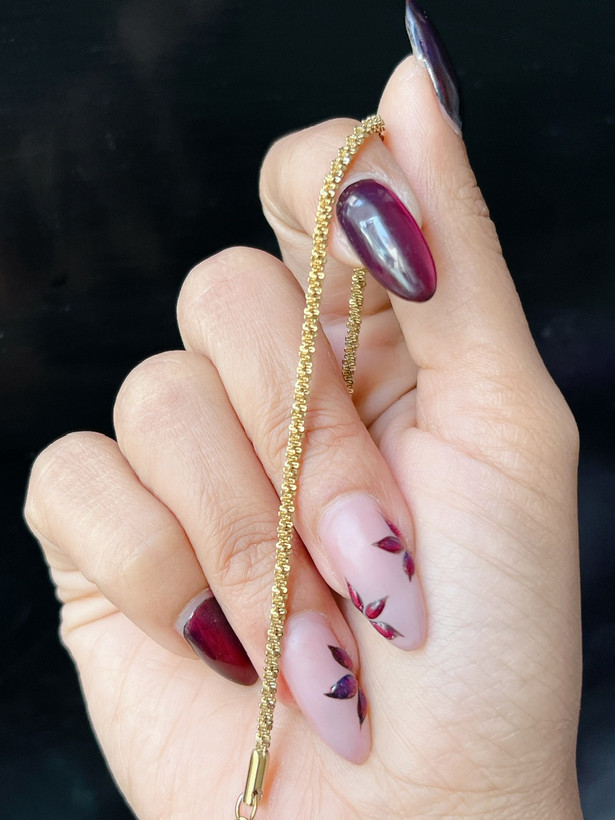 دستبند خاویاری هدیه ویژه